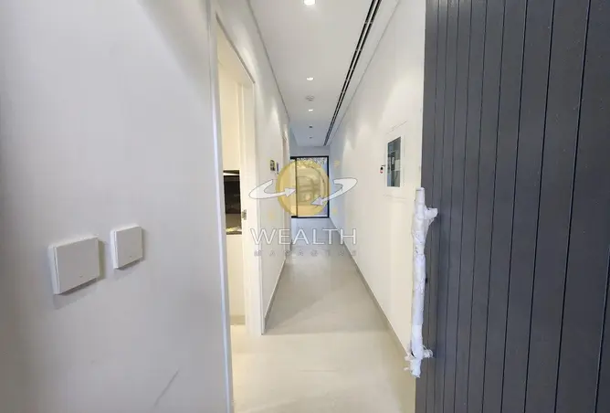 147800803 - Property Image 3
