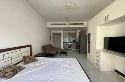 Apartment - Studio - 1 Bathroom for rent in Crystal Residence - District 11 - Jumeirah Village Circle - Dubai