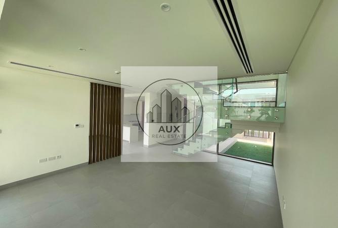 122902569 - Property Main Image