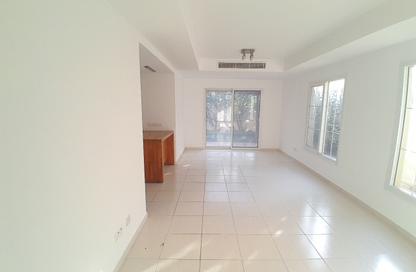 Villa - 2 - 3 for rent in Springs 1 - The Springs - Dubai Villa - 2 - 3 for rent in Springs 1 - The Springs - Dubai