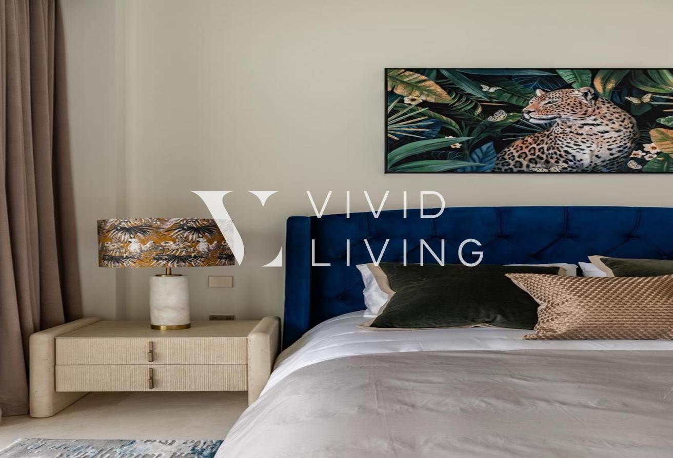 Full Marina Skyline Views | Furnished | Rare Unit photo 8