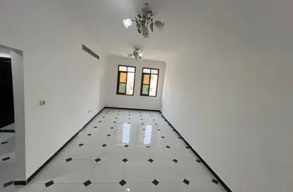 شقة - غرفة نوم - 2 حمامات للايجار في فلل الروضة 3 - 3 الروضة - الروضة - عجمان شقة - غرفة نوم - 2 حمامات للايجار في فلل الروضة 3 - 3 الروضة - الروضة - عجمان