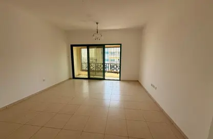 Apartment - 2 Bedrooms - 2 Bathrooms for rent in Al Nabaa Building - Al Naba'ah - Al Sharq - Sharjah