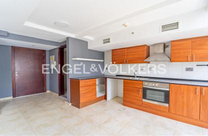 Apartment - 1 Bedroom - 2 Bathrooms for sale in Lake View Tower - JLT Cluster B - Jumeirah Lake Towers - Dubai