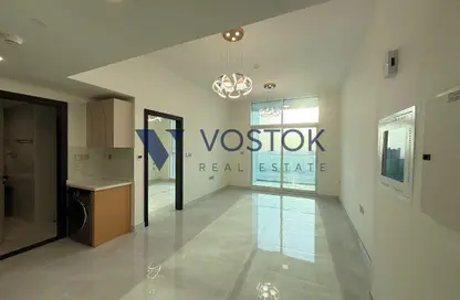 شقة - غرفة نوم - 1 حمام للايجار في سكايز من دانوب - ارجان - دبي