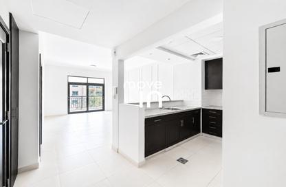 Apartment - 1 Bedroom - 2 Bathrooms for rent in Travo Tower A - Travo - The Views - Dubai
