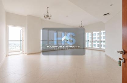 Apartment - 3 Bedrooms - 4 Bathrooms for sale in Dubai Jewel Tower - Dubai Internet City - Dubai