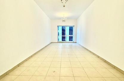 Apartment - 2 Bedrooms - 3 Bathrooms for rent in Latifa Tower - Sheikh Zayed Road - Dubai