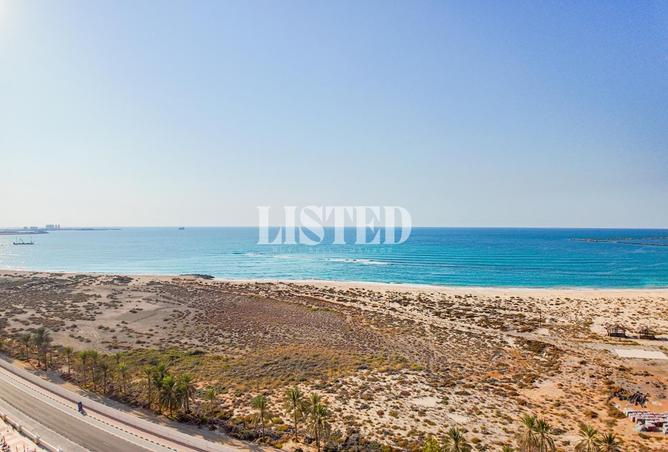 16203015 - Property Image 2