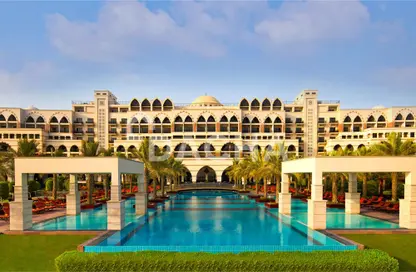 Villa - 5 Bedrooms - 6 Bathrooms for rent in Jumeirah Zabeel Saray - The Crescent - Palm Jumeirah - Dubai