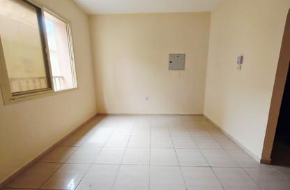 Apartment - 1 - 1 for rent in Muwailih Building - Muwaileh - Sharjah