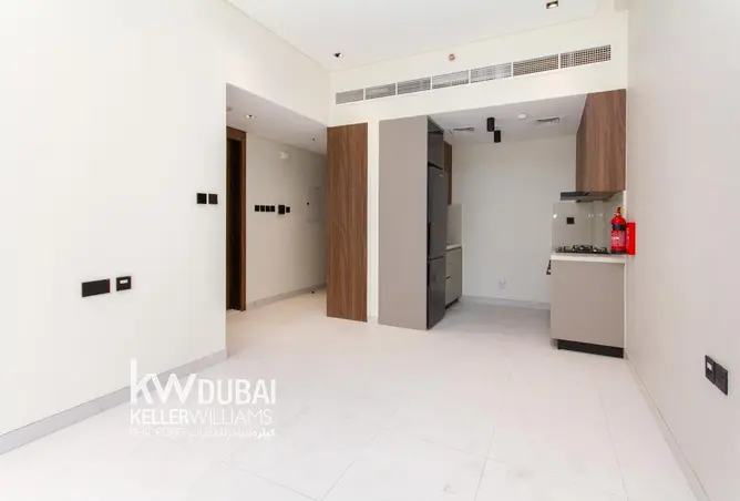 101696022 - Property Image 3