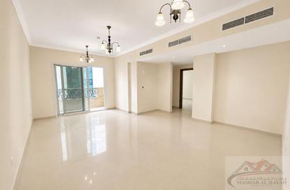 Apartment - 2 Bedrooms - 3 Bathrooms for rent in Muwaileh 29 Building - Muwaileh - Sharjah
