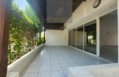 Villa - 4 - 4 for rent in Jumeirah 3 Villas - Jumeirah 3 - Jumeirah - Dubai