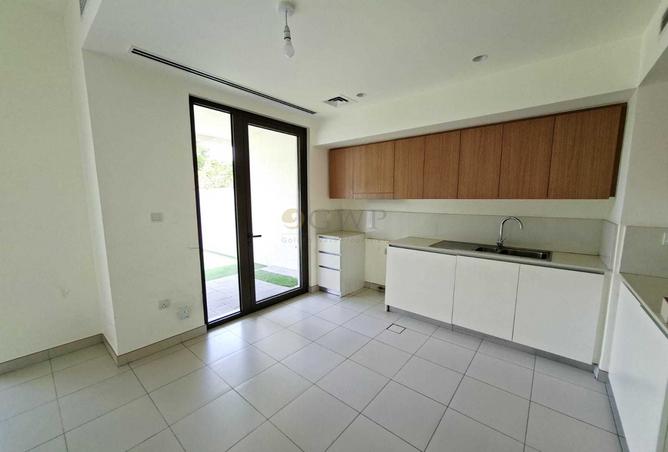 128367945 - Property Image 2