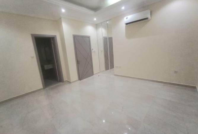 137430237 - Property Image 2