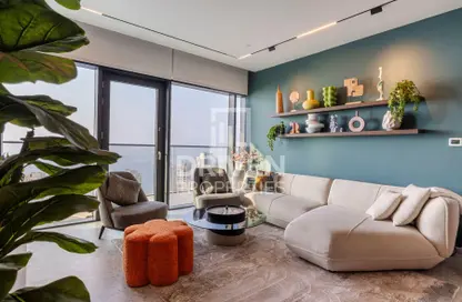 Apartment - 3 Bedrooms - 3 Bathrooms for sale in Vida Residences Dubai Marina - Dubai Marina - Dubai