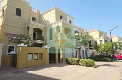 فيلا - 5 غرف نوم - 5 حمامات للايجار في تاون هاوسز قرية الحمرا - قرية الحمرا - رأس الخيمة