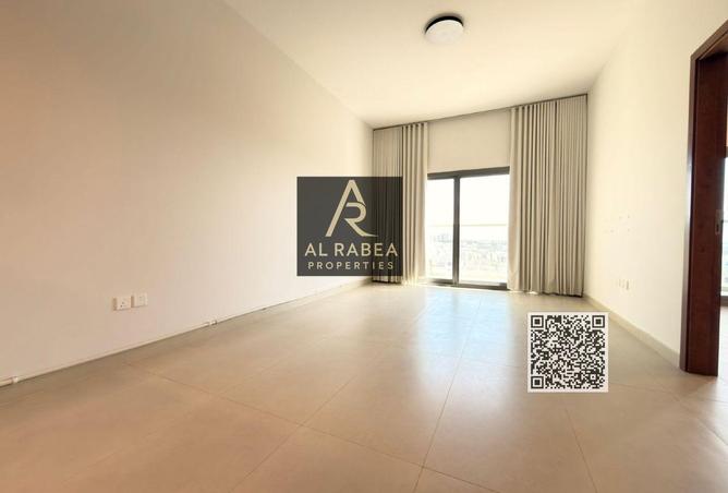 81521119 - Property Image 2