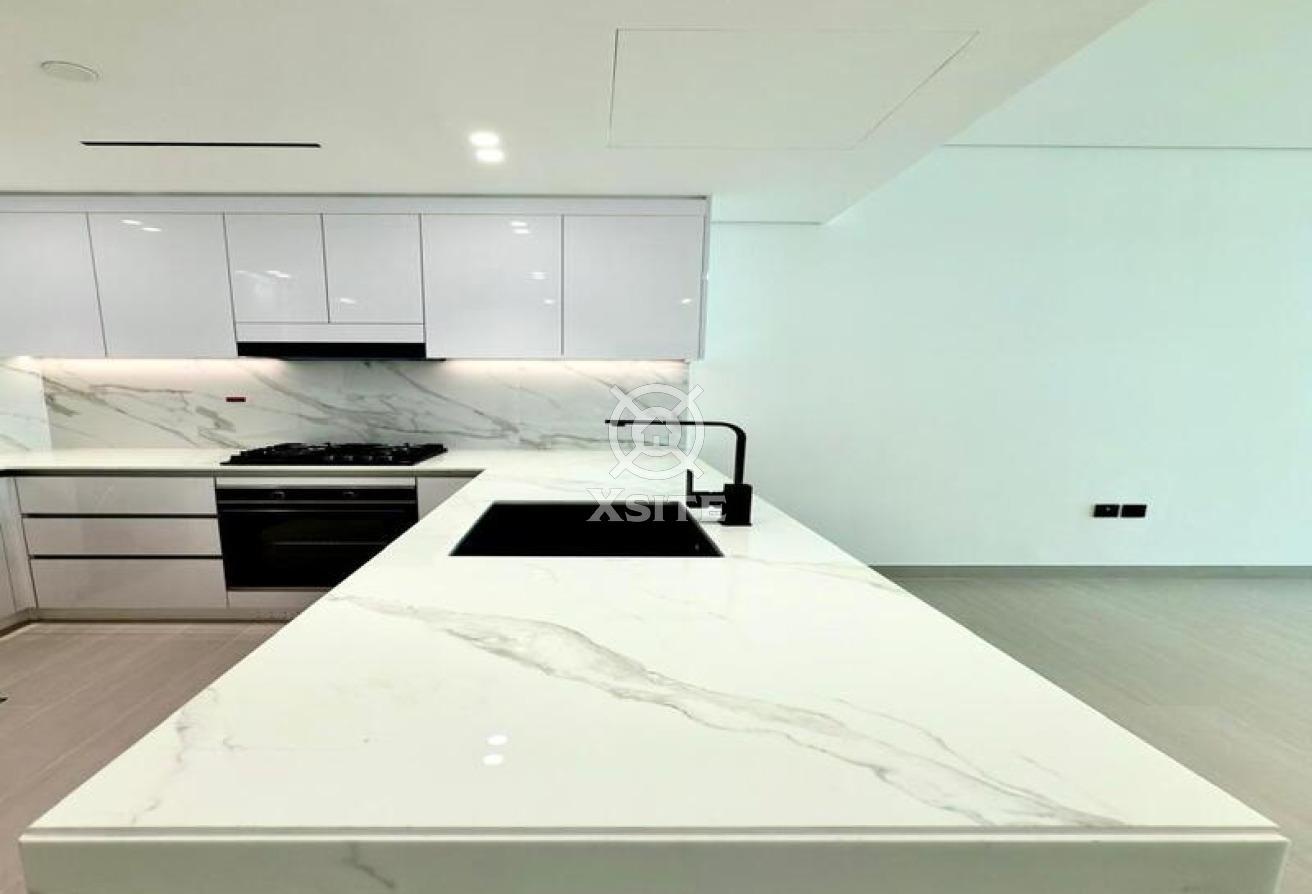 Exquisite 1 BR |Equipped Kitchen|Vacant Unit photo 8