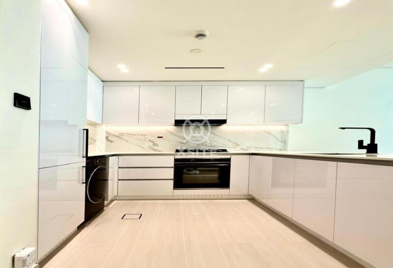 Exquisite 1 BR |Equipped Kitchen|Vacant Unit photo 6