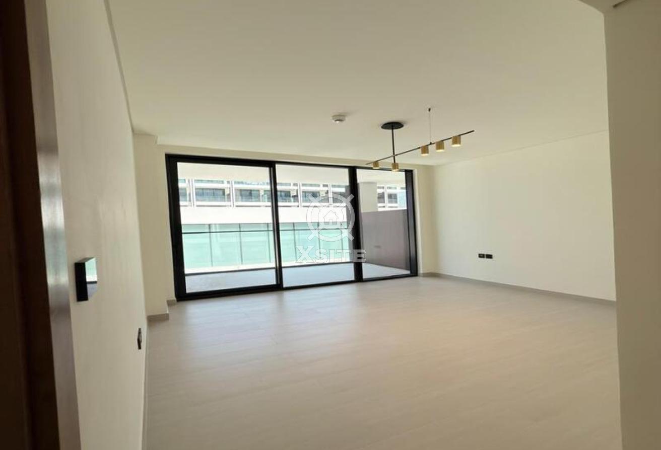 Exquisite 1 BR |Equipped Kitchen|Vacant Unit photo 4