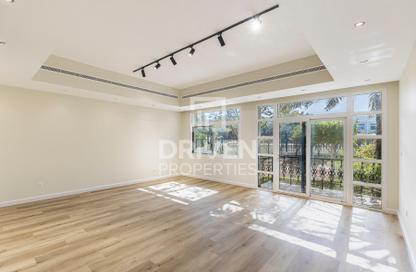 Villa - 4 Bedrooms - 6 Bathrooms for rent in Al Barsha 1 Villas - Al Barsha 1 - Al Barsha - Dubai