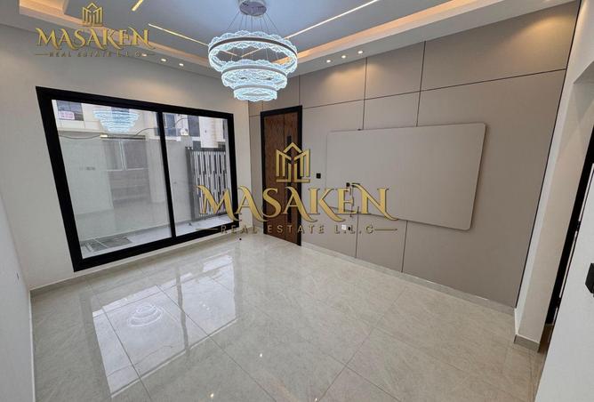 73855025 - Property Image 3