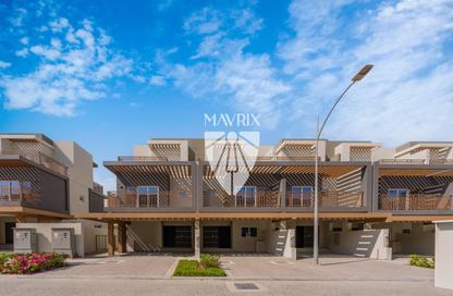 Townhouse - 4 - 4 for rent in Verona - Damac Hills 2 - Dubai Townhouse - 4 - 4 for rent in Verona - Damac Hills 2 - Dubai