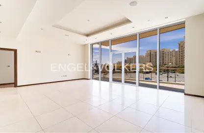 Apartment - 2 Bedrooms - 3 Bathrooms for rent in Amber - Tiara Residences - Palm Jumeirah - Dubai