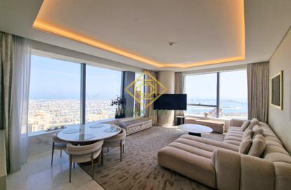 Apartment - 1 Bedroom - 2 Bathrooms for rent in The Palm Tower - Palm Jumeirah - Dubai