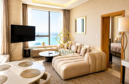 Apartment - 1 Bedroom - 2 Bathrooms for rent in The Palm Tower - Palm Jumeirah - Dubai
