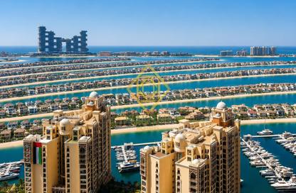 Apartment - 1 Bedroom - 2 Bathrooms for rent in The Palm Tower - Palm Jumeirah - Dubai