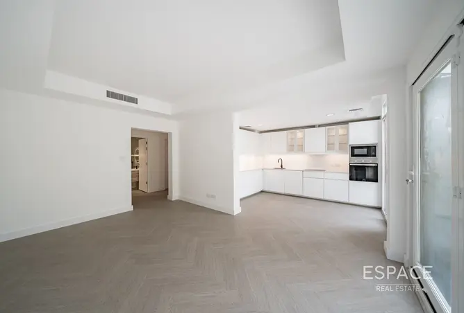155510092 - Property Image 3