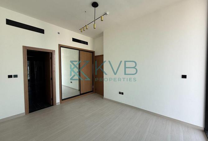 94032469 - صورة العقار 2