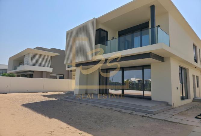 100390871 - Property Image 2