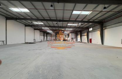 Warehouse - Studio - 4 Bathrooms for rent in Al Sajaa S - Al Sajaa - Sharjah