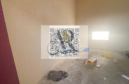 Labor Camp - Studio - 7+ Bathrooms for rent in Ali Mousa Building - Al Sajaa Industrial - Al Sajaa - Sharjah