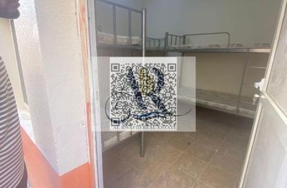 Labor Camp - Studio - 7+ Bathrooms for rent in Ali Mousa Building - Al Sajaa Industrial - Al Sajaa - Sharjah