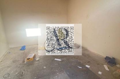 Labor Camp - Studio - 7+ Bathrooms for rent in Ali Mousa Building - Al Sajaa Industrial - Al Sajaa - Sharjah