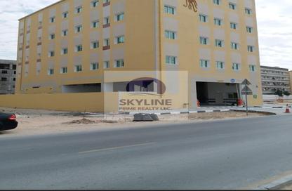 Labor Camp - Studio - 4 Bathrooms for rent in Jebel Ali Industrial 1 - Jebel Ali Industrial - Jebel Ali - Dubai Labor Camp - Studio - 4 Bathrooms for rent in Jebel Ali Industrial 1 - Jebel Ali Industrial - Jebel Ali - Dubai