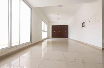 Apartment - Studio - 1 Bathroom for rent in Royal JVC Building - District 10 - Jumeirah Village Circle - Dubai