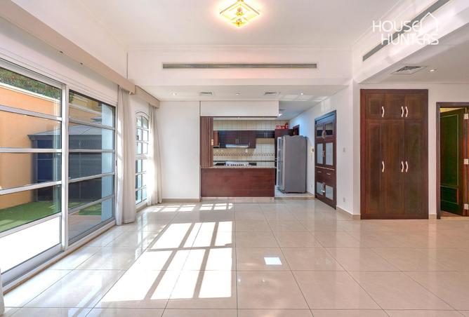 54401696 - Property Image 3