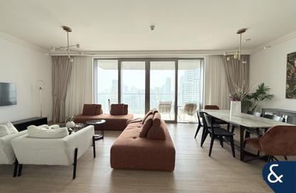 Apartment - 3 Bedrooms - 4 Bathrooms for sale in Boulevard Point - Downtown Dubai - Dubai