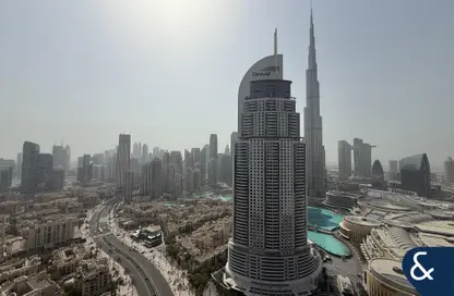 Apartment - 3 Bedrooms - 4 Bathrooms for sale in Boulevard Point - Downtown Dubai - Dubai Apartment - 3 Bedrooms - 4 Bathrooms for sale in Boulevard Point - Downtown Dubai - Dubai