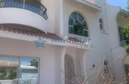 فيلا - 4 غرف نوم - 5 حمامات للايجار في مول الحضيبة - الحضيبة - السطوة - دبي