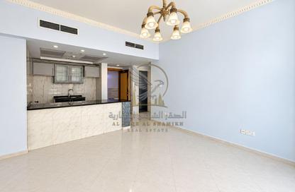 Apartment - 1 - 1 for rent in Al Khan Corniche - Al Khan - Sharjah