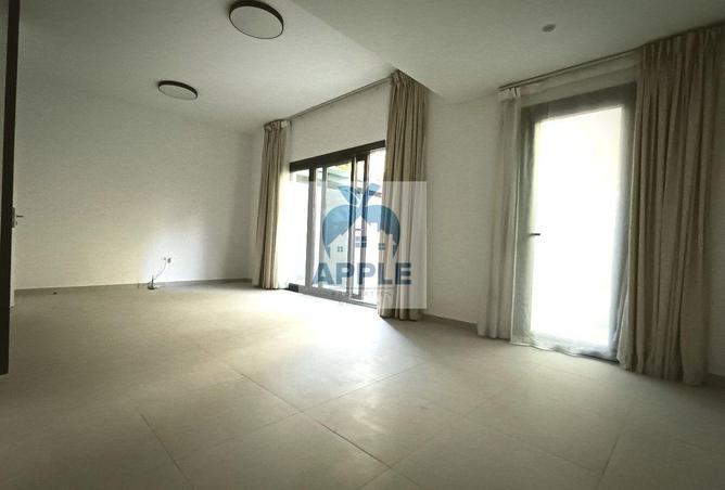 67831652 - Property Image 3