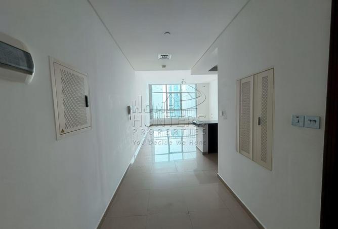 73858497 - Property Image 2