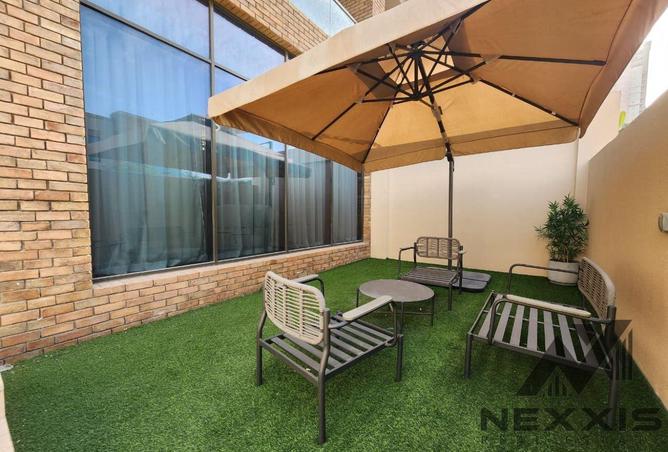 94002058 - Property Main Image
